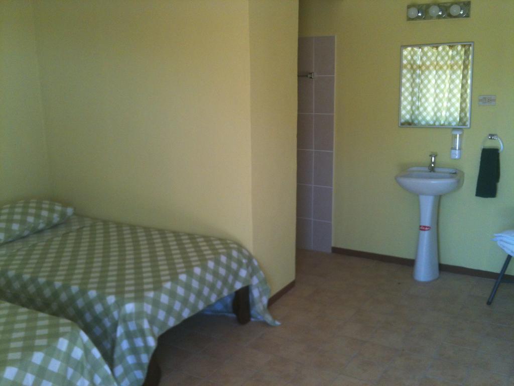 Royal Heights Hotel Jicaral Room photo